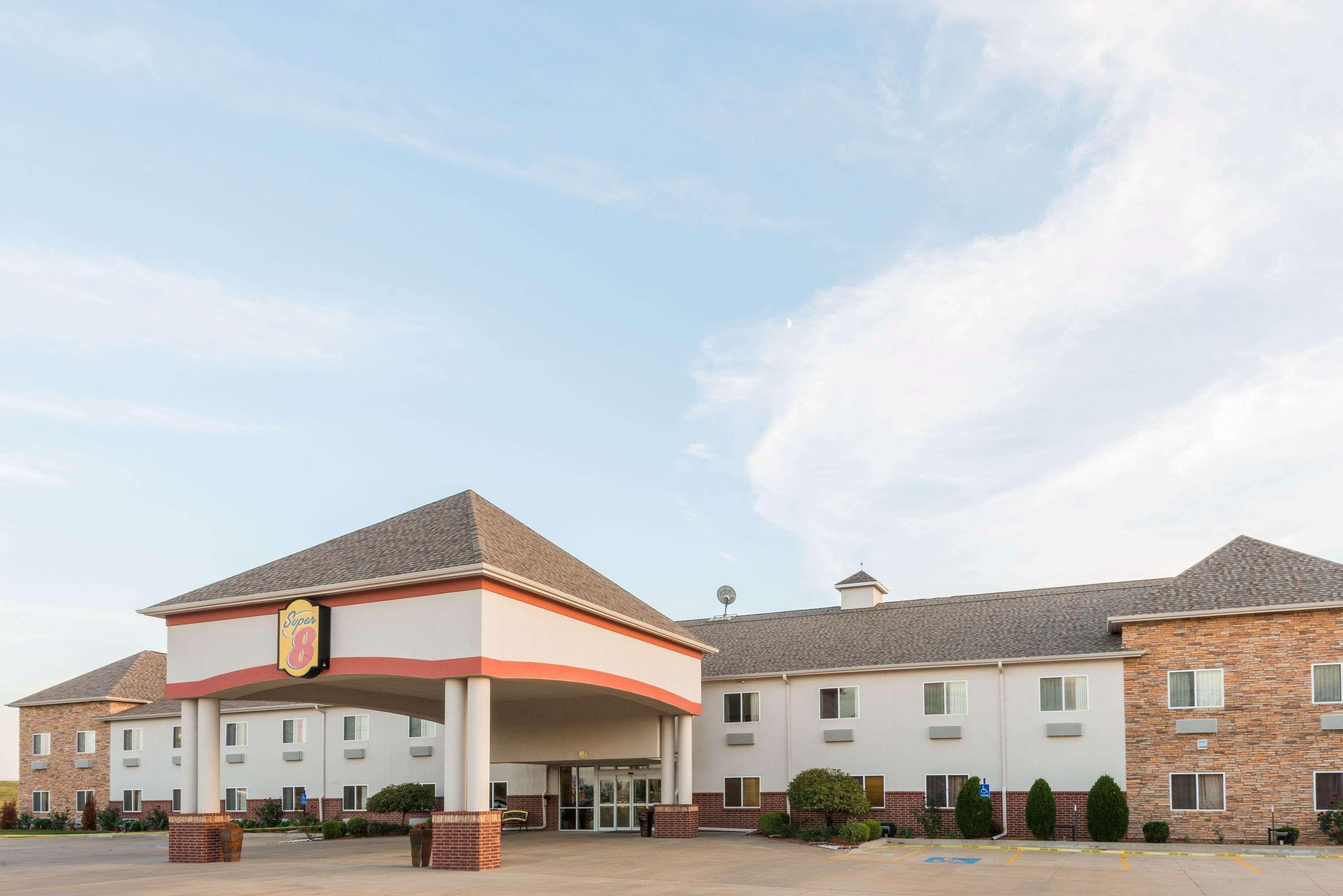 Super 8 By Wyndham Salina Hotel Kültér fotó
