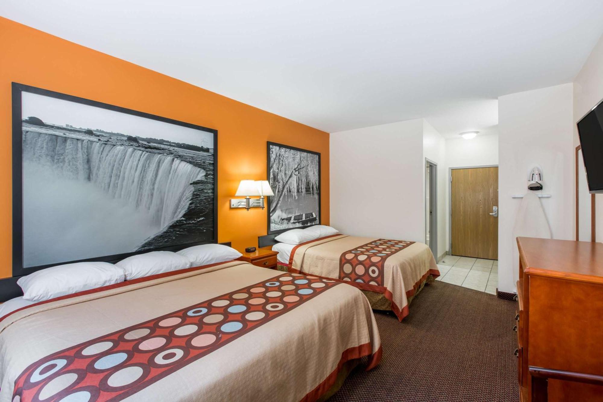 Super 8 By Wyndham Salina Hotel Kültér fotó